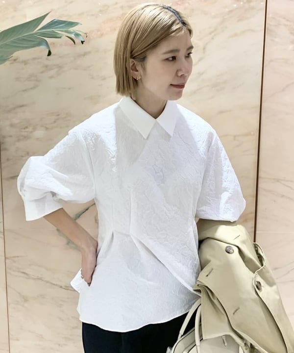 AONO SHIKAMAさんの「BEAMS WOMEN｜フクレ織りジャカード アタッチドカラー ブラウス＊」を使ったコーディネート