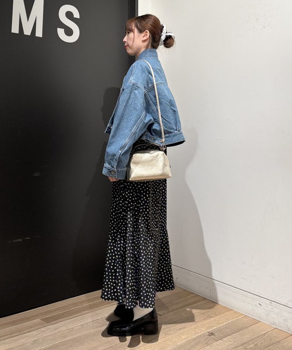 makita mikaさんの「BEAMS WOMEN｜【別注】upper hights / THE SHORT デニムジャケット」を使ったコーディネート