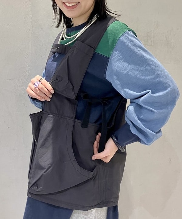 小原 もこさんの「BEAMS WOMEN｜樹脂 パール ロング ネックレス」を使ったコーディネート