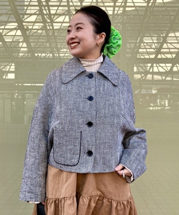 吉田　真実さんの「BAUM UND PFERDGARTEN / BEBETH ヘリンボーン リネンジャケット」を使ったコーディネート