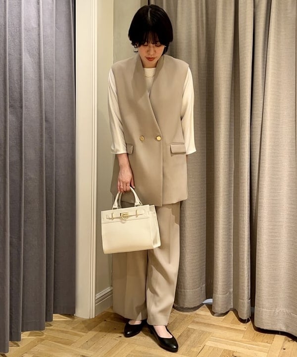 岡 妃呂美さんの「BEAMS WOMEN｜LEE × Demi-Luxe BEAMS / ブラウスライクTOP .M」を使ったコーディネート