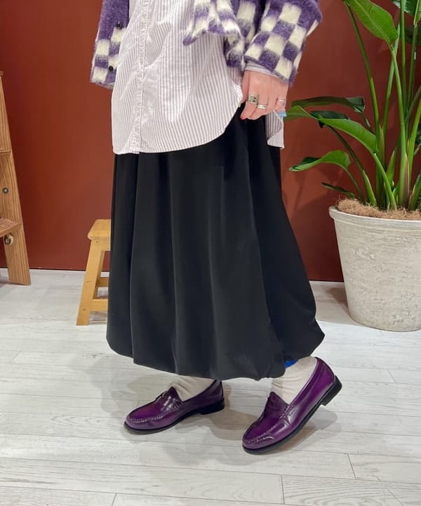 エノモト アミさんの「BEAMS WOMEN｜チェッカード Vネック カーディガン」を使ったコーディネート