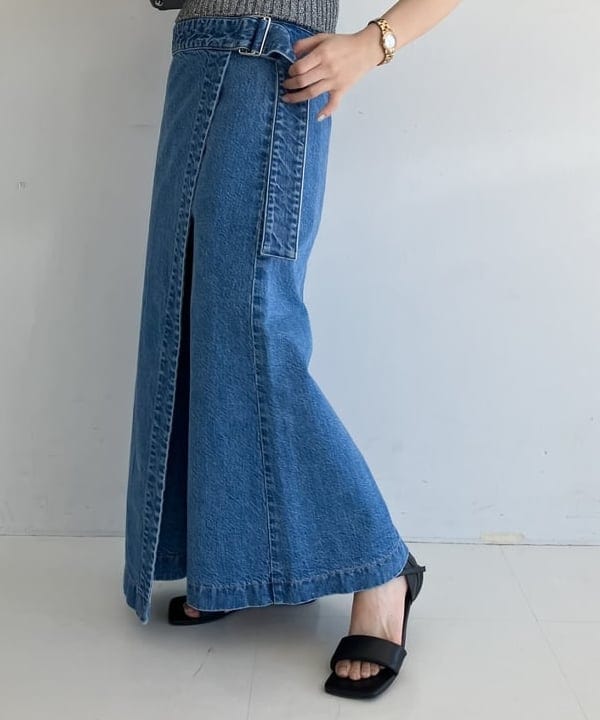 SAKAIさんの「BEAMS WOMEN｜AK+1 / ショート ラメ ニット」を使ったコーディネート