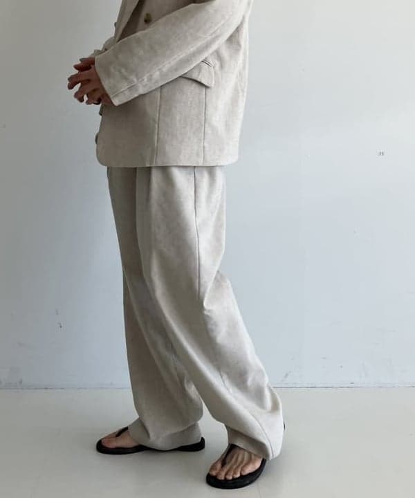 SAKAIさんの「BEAMS WOMEN｜【別注】TICCA / ソリッド リネン ダブル ジャケット」を使ったコーディネート