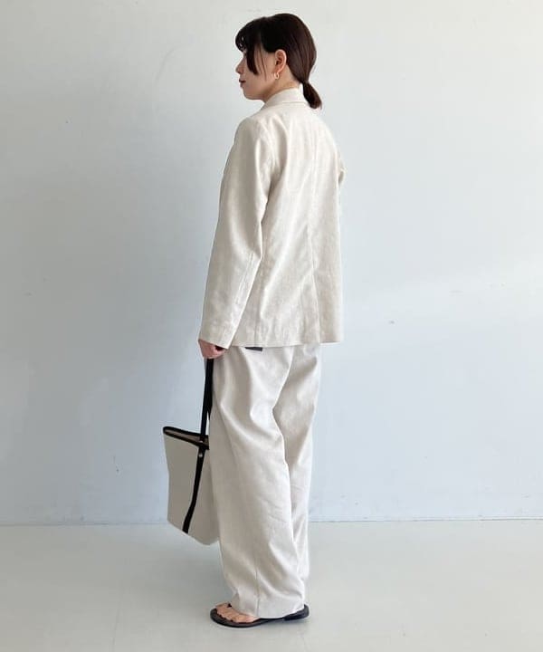 SAKAIさんの「BEAMS WOMEN｜【別注】TICCA / ソリッド リネン ダブル ジャケット」を使ったコーディネート