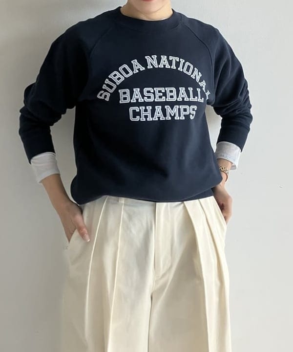 SAKAIさんの「BEAMS WOMEN｜AK+1 / ロゴ スウェット プルオーバー」を使ったコーディネート
