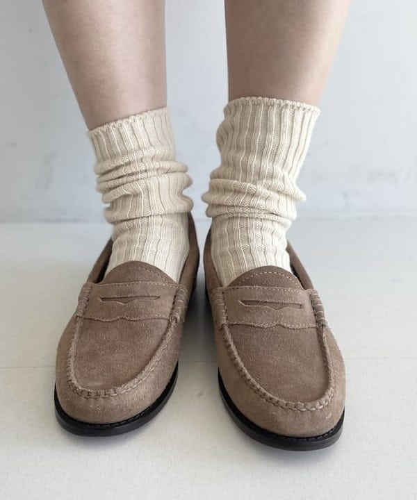 SHINAGAWAさんの「BEAMS WOMEN｜【別注】Healthknit / 70s ヘンリーネック ショートスリーブ」を使ったコーディネート