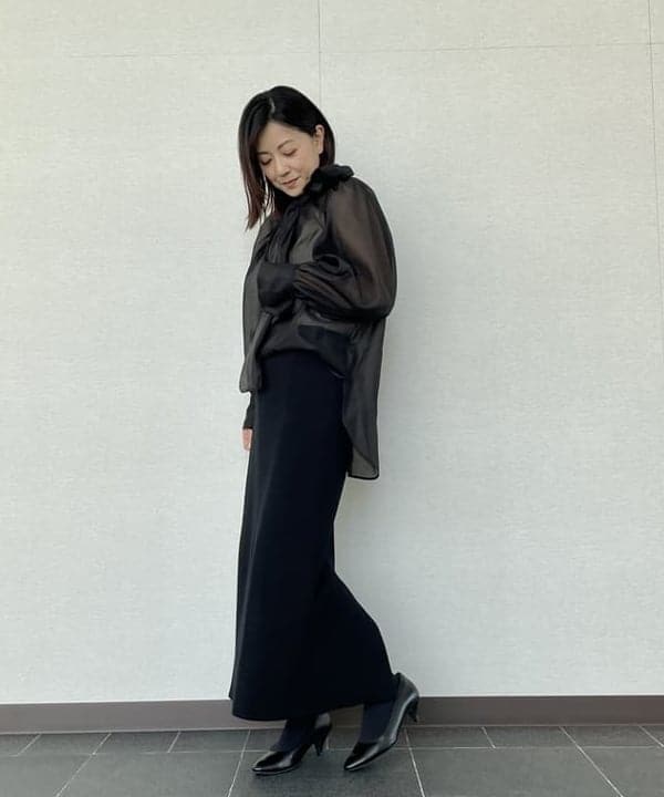 住吉　明佳さんの「BEAMS WOMEN｜オーガンジー リボンブラウス」を使ったコーディネート