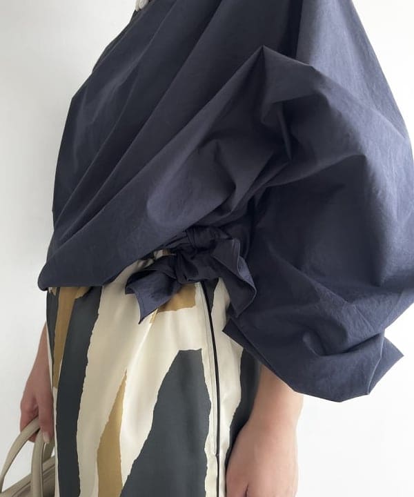Ito_ririkaさんの「BEAMS WOMEN｜シックプリント パンツ」を使ったコーディネート
