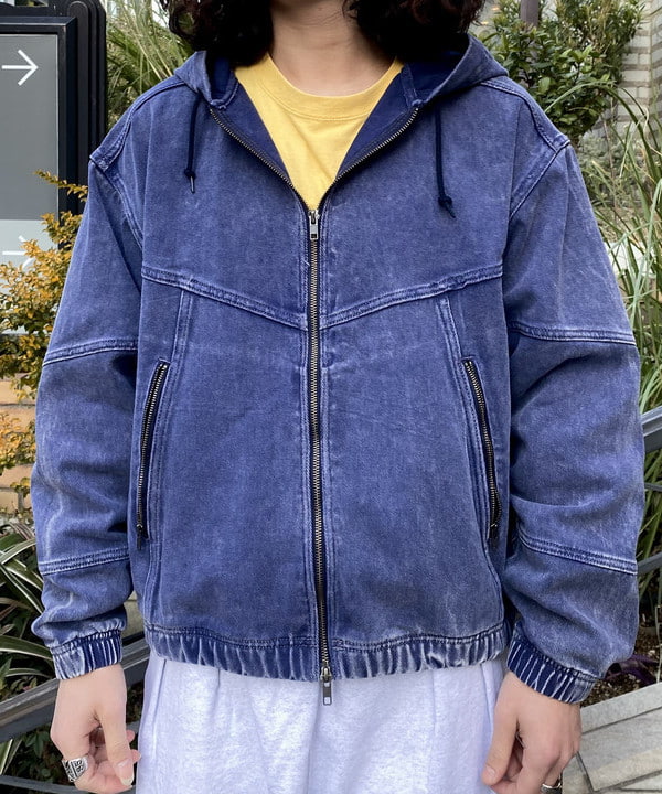 りくっしーさんの「BEAMS WOMEN｜フェード ジップブルゾン」を使ったコーディネート