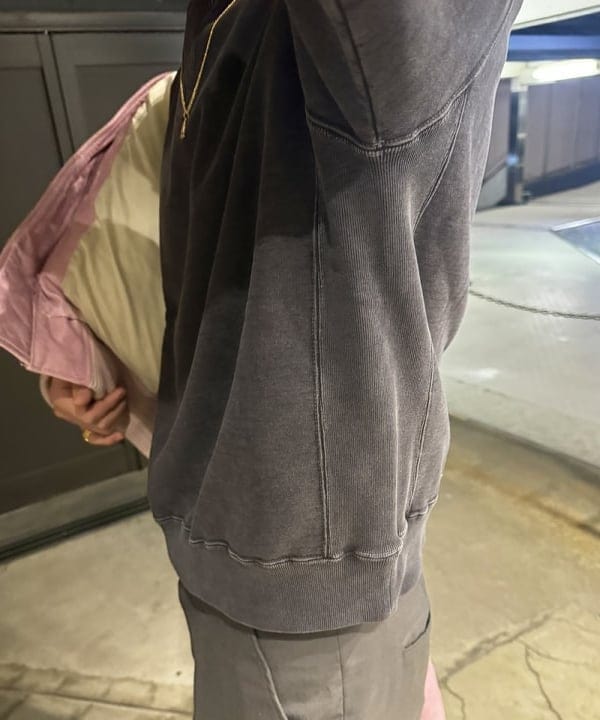 川崎 駿希さんの「BEAMS WOMEN｜【別注】REMI RELIEF / Sweat Crew Neck」を使ったコーディネート