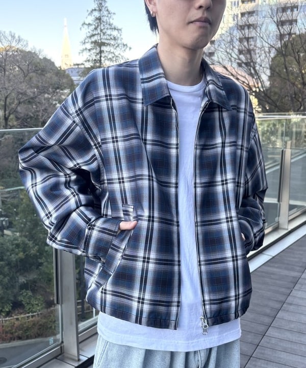 中嶋 大介さんの「BEAMS WOMEN｜ショート チェック ブルゾン」を使ったコーディネート