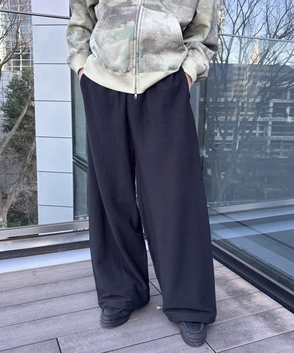 中嶋 大介さんの「BEAMS WOMEN｜フェードダック ショートブルゾン」を使ったコーディネート