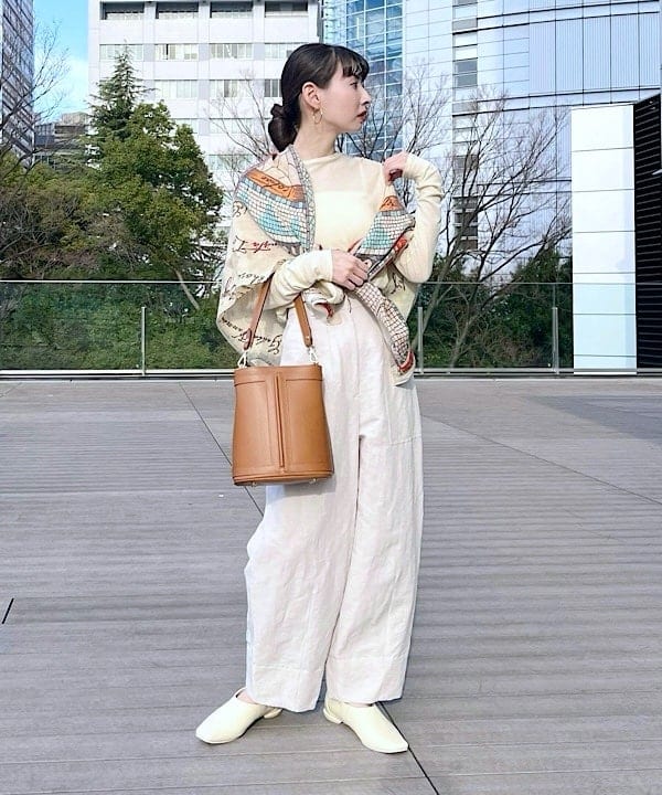 shibataさんの「BEAMS WOMEN｜シアーコットン ロングスリーブTシャツ」を使ったコーディネート