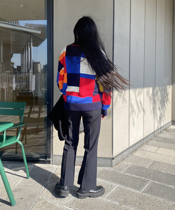 ayaさんの「BEAMS WOMEN｜クレイジークルーネック ニット」を使ったコーディネート