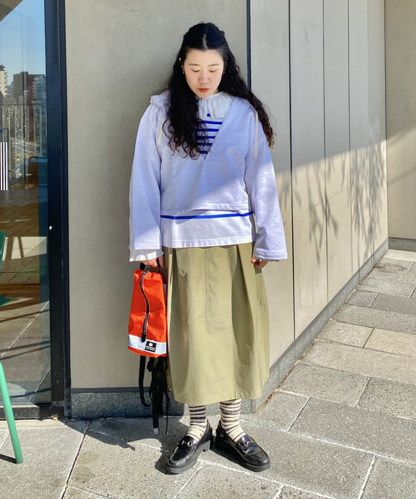 EMORIさんの「BEAMS WOMEN｜HAVERSACK / ハイゲージ 裏毛 フーデット パーカー」を使ったコーディネート