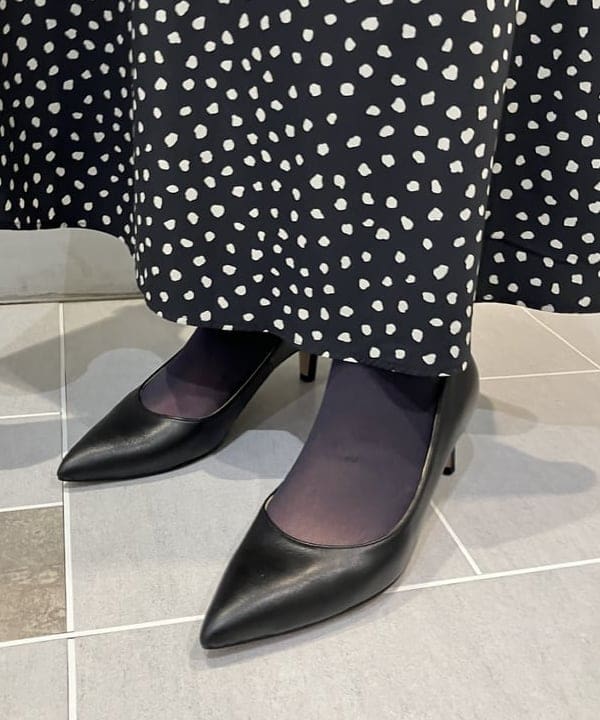 野村 美紅さんの「BEAMS WOMEN｜【別注】GIANNI NOTARO / フラップ ハンドバッグ」を使ったコーディネート