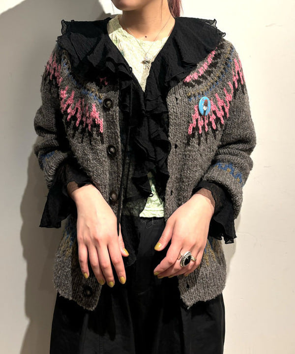 sakuraさんの「BEAMS WOMEN｜シアー ラッフル ブラウス」を使ったコーディネート