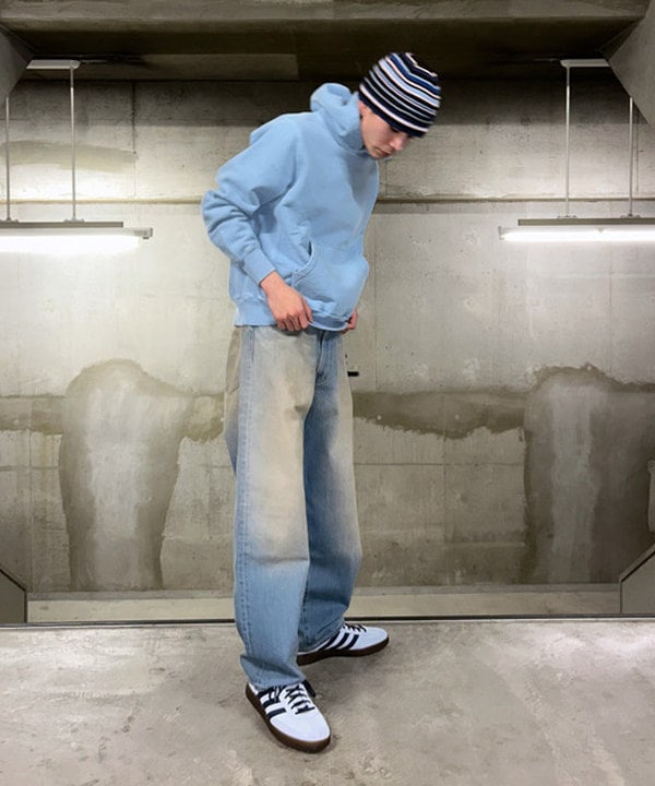 大野 滉太さんの「BEAMS WOMEN｜BEAMS / ワイドフィット デニムパンツ」を使ったコーディネート