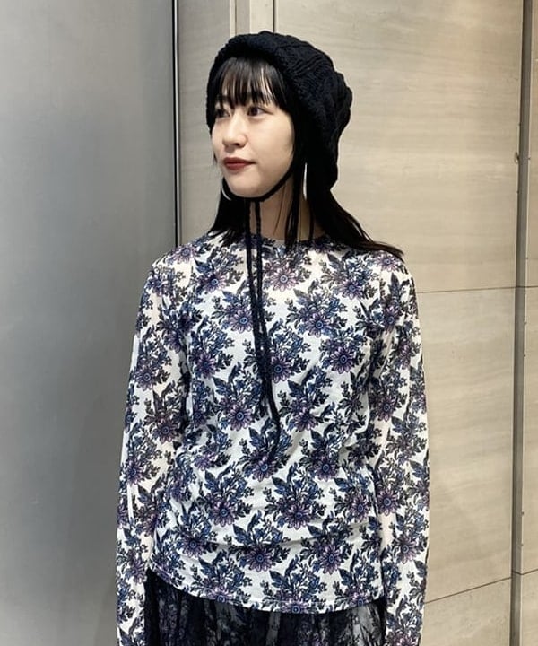 マツド ユメカさんの「BEAMS WOMEN｜HICOSAKA / Cable Hat」を使ったコーディネート
