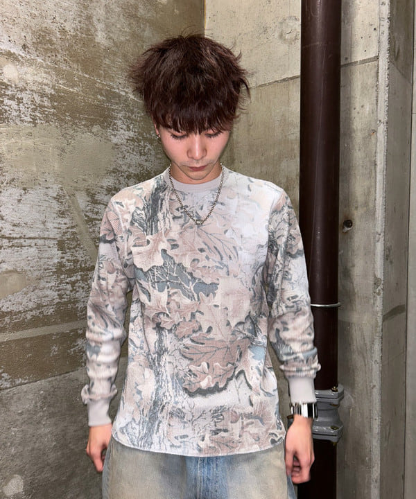 大野 滉太さんの「BEAMS WOMEN｜BEAMS / ワイドフィット デニムパンツ」を使ったコーディネート