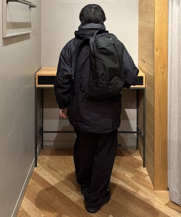 三宅 康平さんの「BEAMS WOMEN｜バルーン スウェットパンツ」を使ったコーディネート