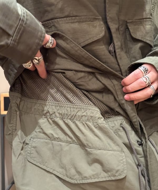 三宅 康平さんの「BEAMS WOMEN｜JANSPORT / 別注 Bags Pack」を使ったコーディネート