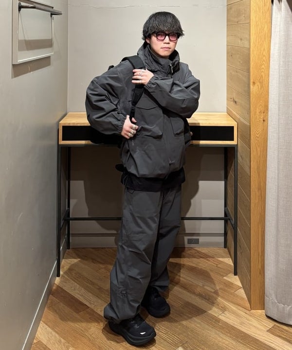 三宅 康平さんの「BEAMS WOMEN｜チェンジアブル M-65」を使ったコーディネート
