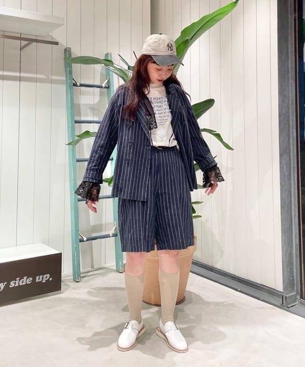 おのすさんの「BEAMS WOMEN｜ライン メッセージ Tシャツ」を使ったコーディネート