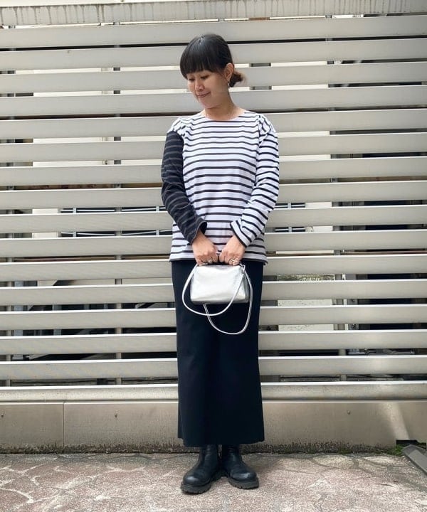 藤井 裕実子さんの「BEAMS WOMEN｜TATRAS / 別注 ACACIA ノーカラー ライトダウンジャケット」を使ったコーディネート