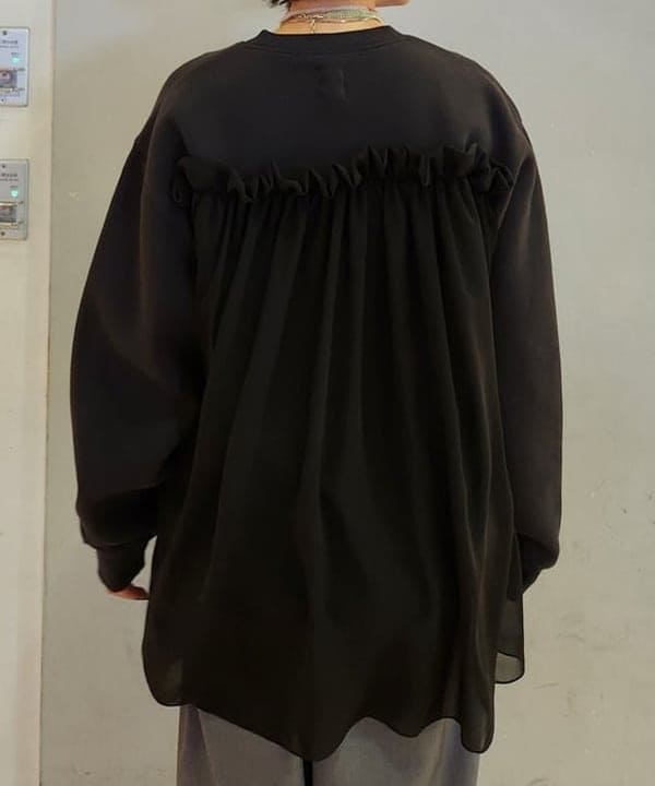 saori KATOさんの「BEAMS WOMEN｜サイド レース ラインパンツ」を使ったコーディネート
