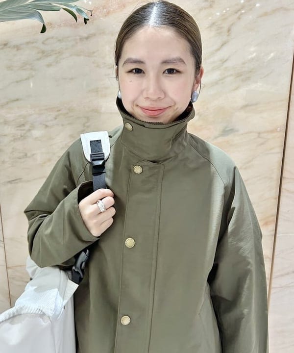 佐藤 美樹さんの「BEAMS WOMEN｜AK+1 / ユーティリティ バッグ」を使ったコーディネート