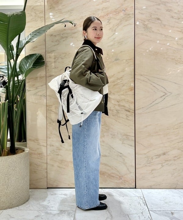 佐藤 美樹さんの「BEAMS WOMEN｜AK+1 / ユーティリティ バッグ」を使ったコーディネート