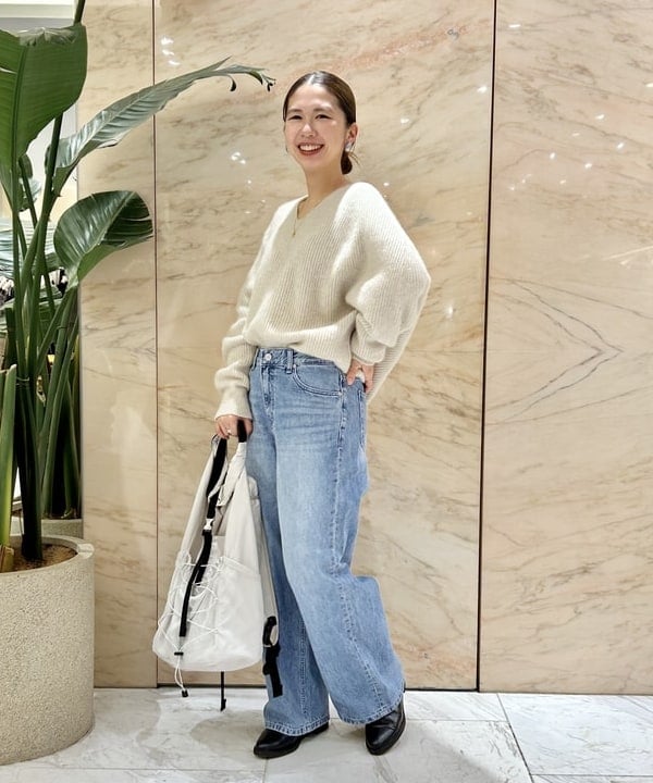 佐藤 美樹さんの「BEAMS WOMEN｜AK+1 / ユーティリティ バッグ」を使ったコーディネート