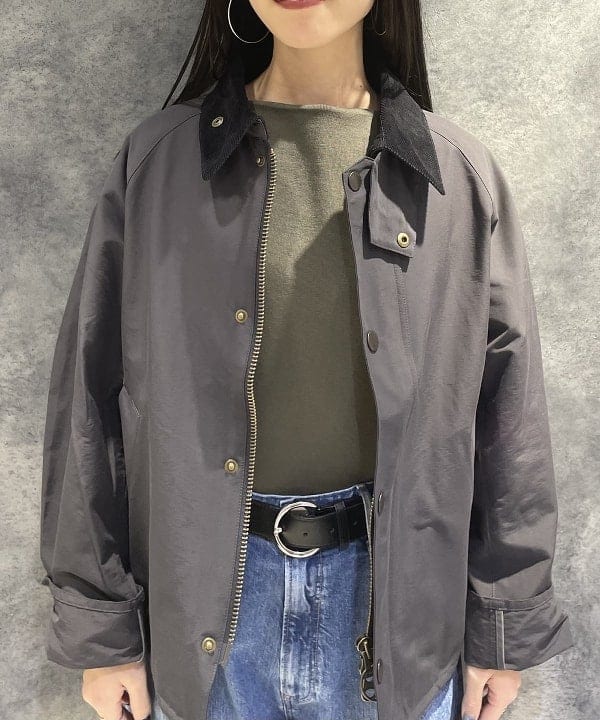 高木 菜央さんの「BEAMS WOMEN｜シンプル ボートネックニット .M」を使ったコーディネート