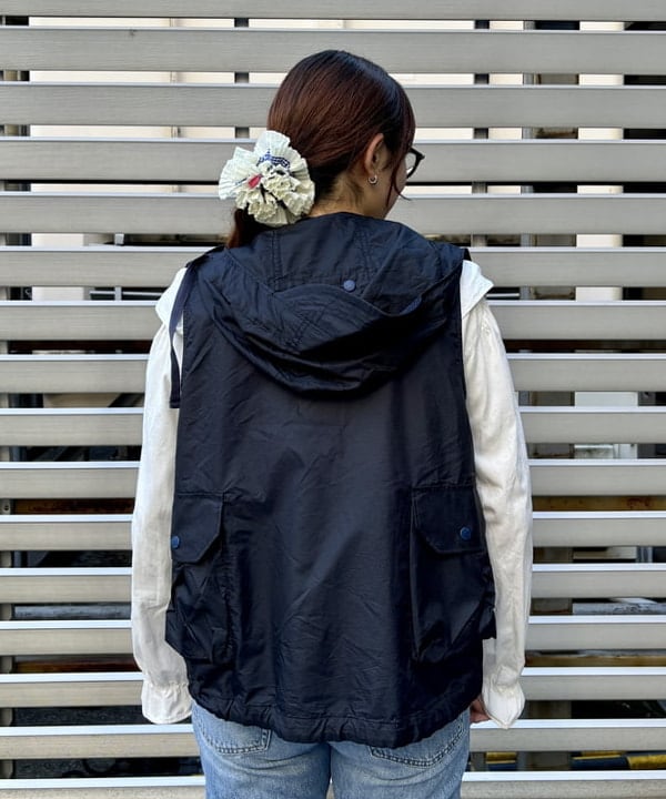 チナツさんの「BEAMS WOMEN｜GREGORY / 別注 VINTAGE HIP MATE NAVY」を使ったコーディネート
