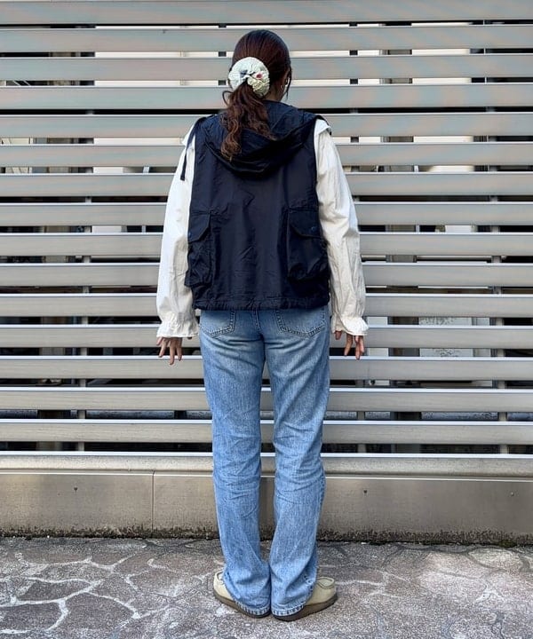 チナツさんの「BEAMS WOMEN｜GREGORY / 別注 VINTAGE HIP MATE NAVY」を使ったコーディネート