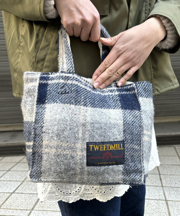 み　う　ちさんの「BEAMS WOMEN｜【別注】TWEED MILL / スクエア トート」を使ったコーディネート