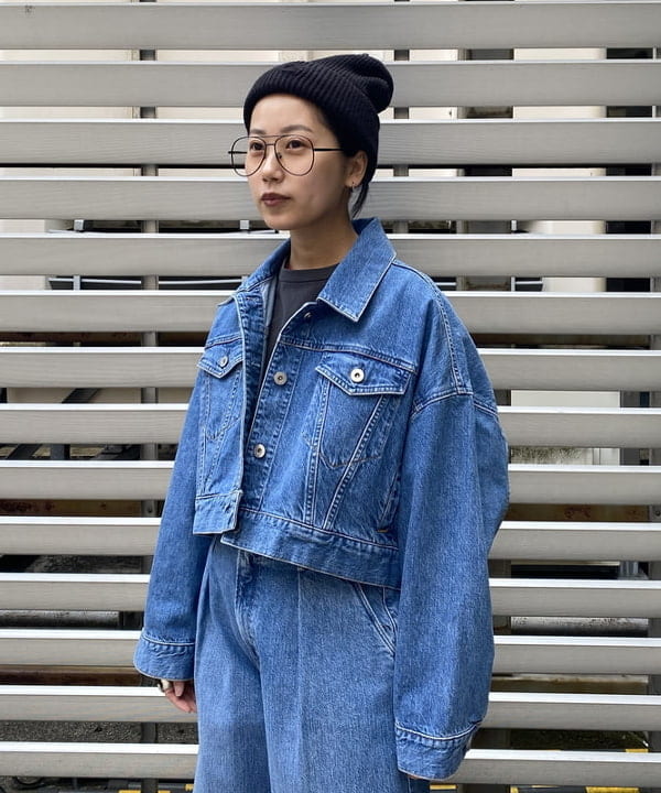 オカモト ミサキさんの「BEAMS WOMEN｜【別注】upper hights / THE SHORT デニムジャケット」を使ったコーディネート