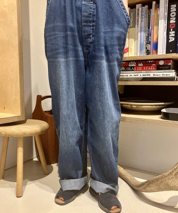 小原 もこさんの「BEAMS WOMEN｜アンカー コンチョ ヘアゴム」を使ったコーディネート