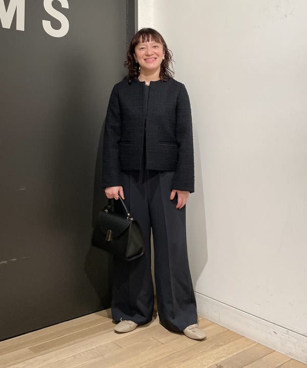 IZUMI MAYUMIさんの「BEAMS WOMEN｜ツイード クルーネック ジャケット＊」を使ったコーディネート
