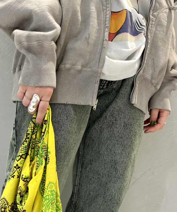 ナツハさんの「BEAMS WOMEN｜BEAMS BOY / イレギュラー バンダナ バッグ」を使ったコーディネート