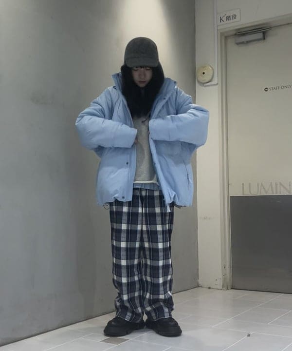 須賀さんの「BEAMS WOMEN｜【別注】Marmot / プリマロフト ジャケット」を使ったコーディネート