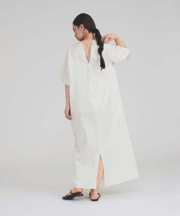 佐藤 美樹さんの「BEAMS WOMEN｜アシンメトリー ボールチョーカー .M」を使ったコーディネート