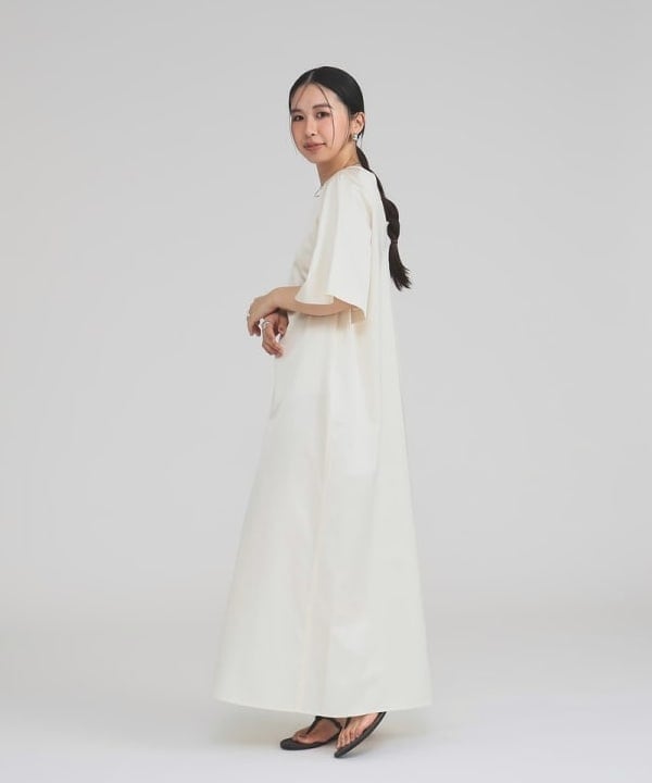 佐藤 美樹さんの「BEAMS WOMEN｜アシンメトリー ボールチョーカー .M」を使ったコーディネート