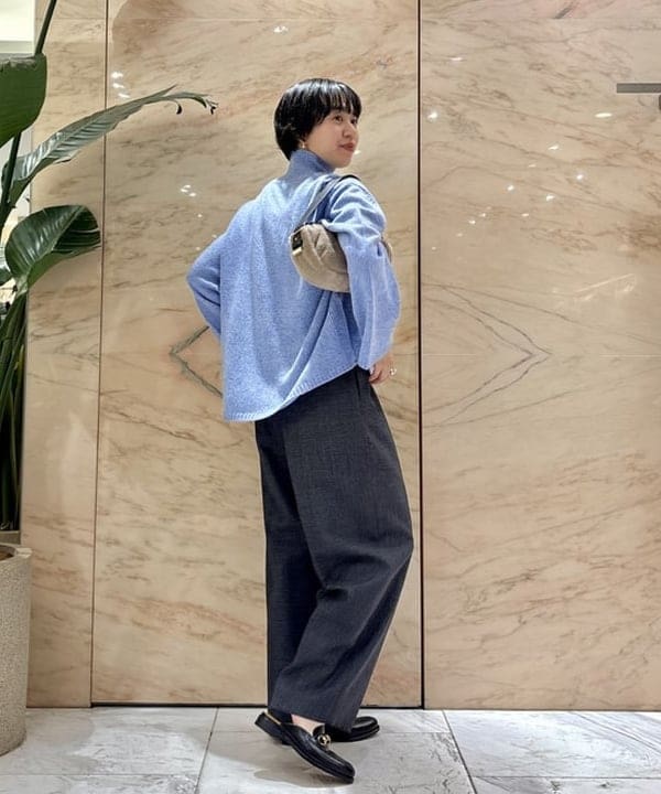 ゆうかさんの「BEAMS WOMEN｜ATON / ウール コットン タックパンツ」を使ったコーディネート