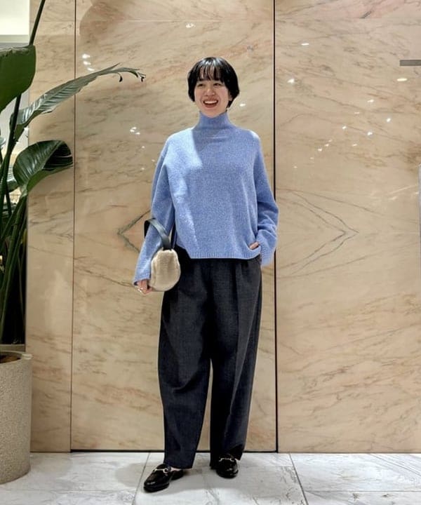 ゆうかさんの「BEAMS WOMEN｜ATON / ウール コットン タックパンツ」を使ったコーディネート