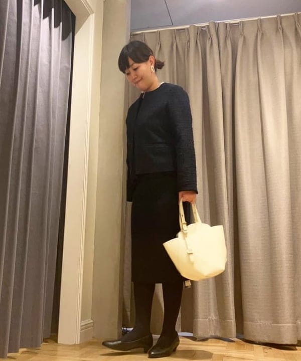 藤井 裕実子さんの「BEAMS WOMEN｜ツイード クルーネック ジャケット＊」を使ったコーディネート