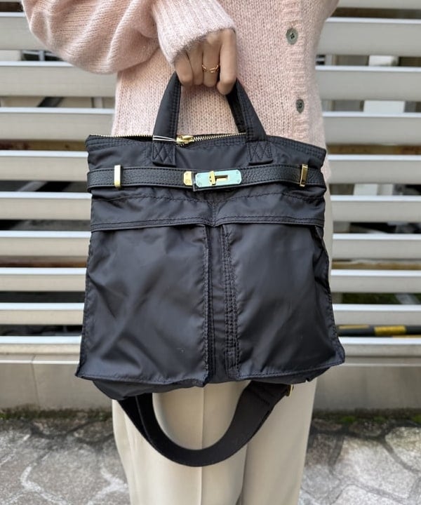 YUIさんの「BEAMS WOMEN｜ハイウエスト ワイド ストレートパンツ＊」を使ったコーディネート