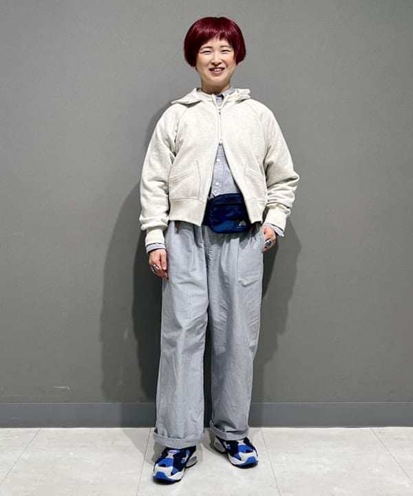 木村 梨香さんの「BEAMS WOMEN｜レトロ フィット ジップ フーディー」を使ったコーディネート